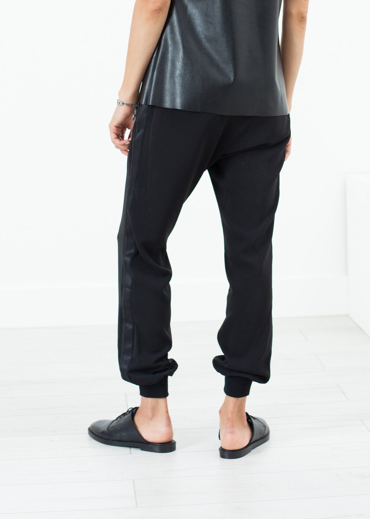 Camiliah Trouser in Black