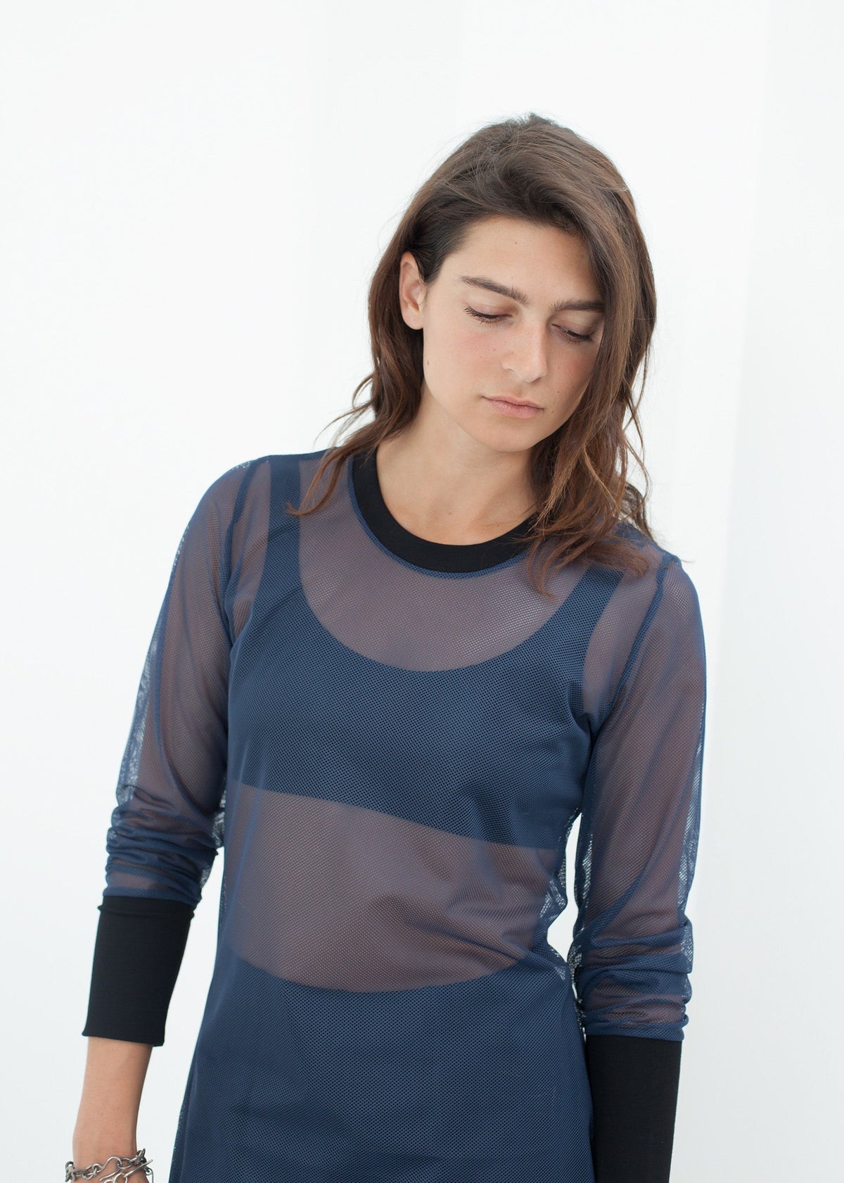 T-shirt in rete con risvolto in blu navy/nero