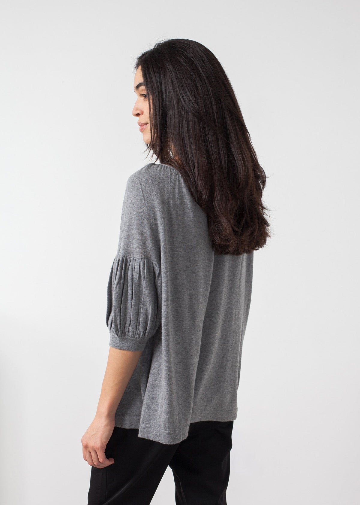 Maglia con maniche a sbuffo in cashmere